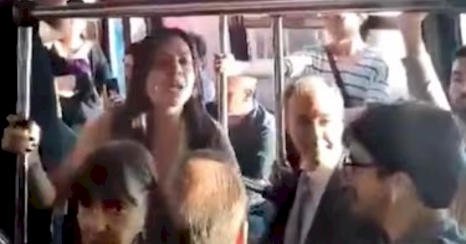 video-|-fuerte-reaccion-de-la-ministra-pettovello-al-ser-abordada-tras-un-vuelo-en-aeroparque:-«aguantensela»