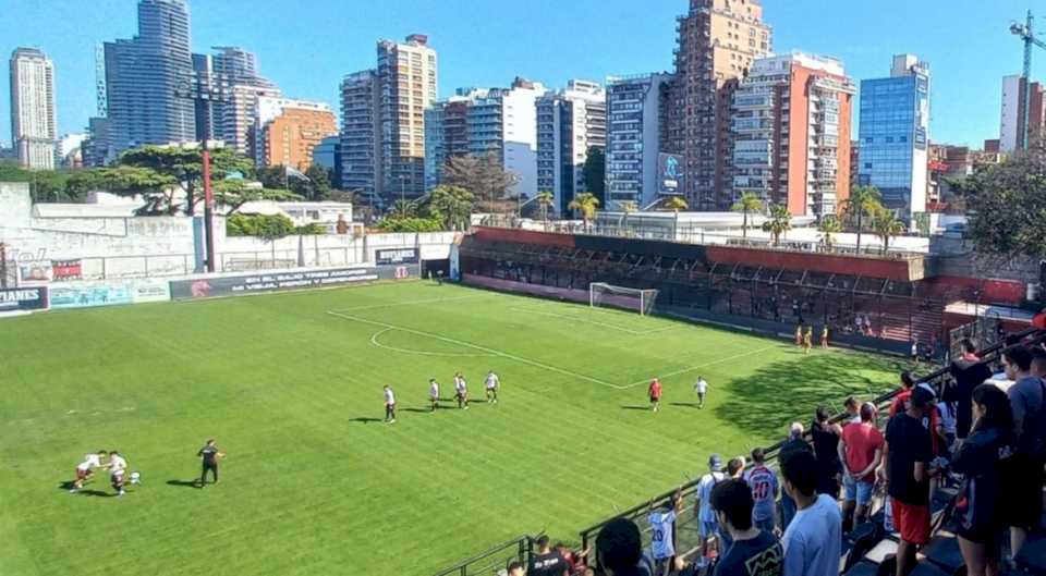 defensores-de-belgrano-vs.-mitre-en-vivo,-minuto-a-minuto:-el-empate-del-aurinegro-favorece-a-gimnasia-y-tiro