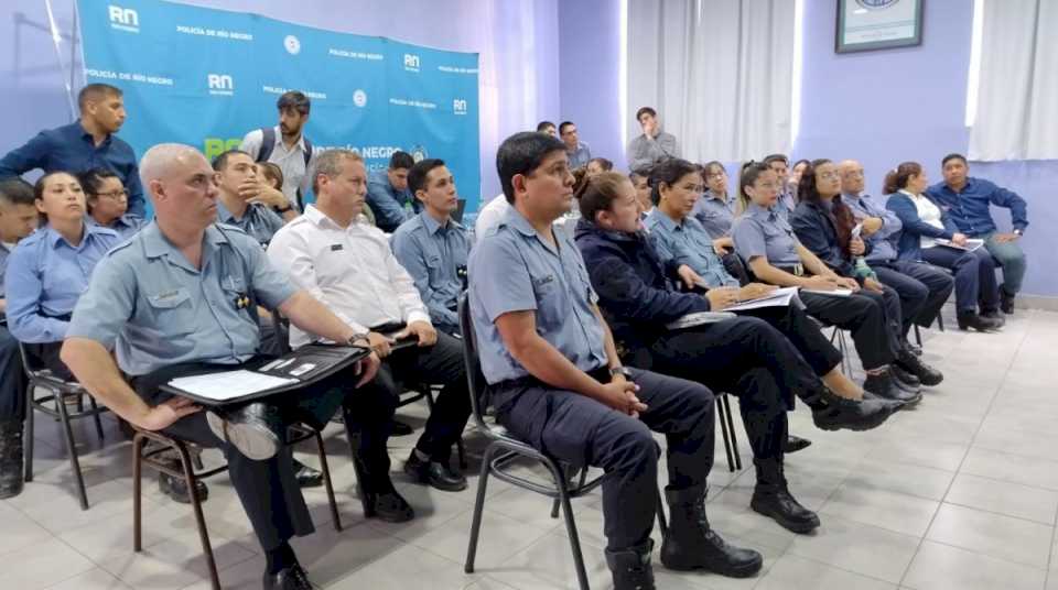 facilitando-gestiones:-capacitacion-en-gde-para-la-policia-de-rio-negro