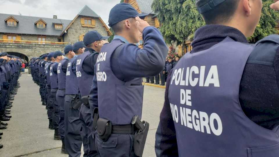 rio-negro-avanza-al-haber-minimo-previsional-para-policia-y-penitenciarios