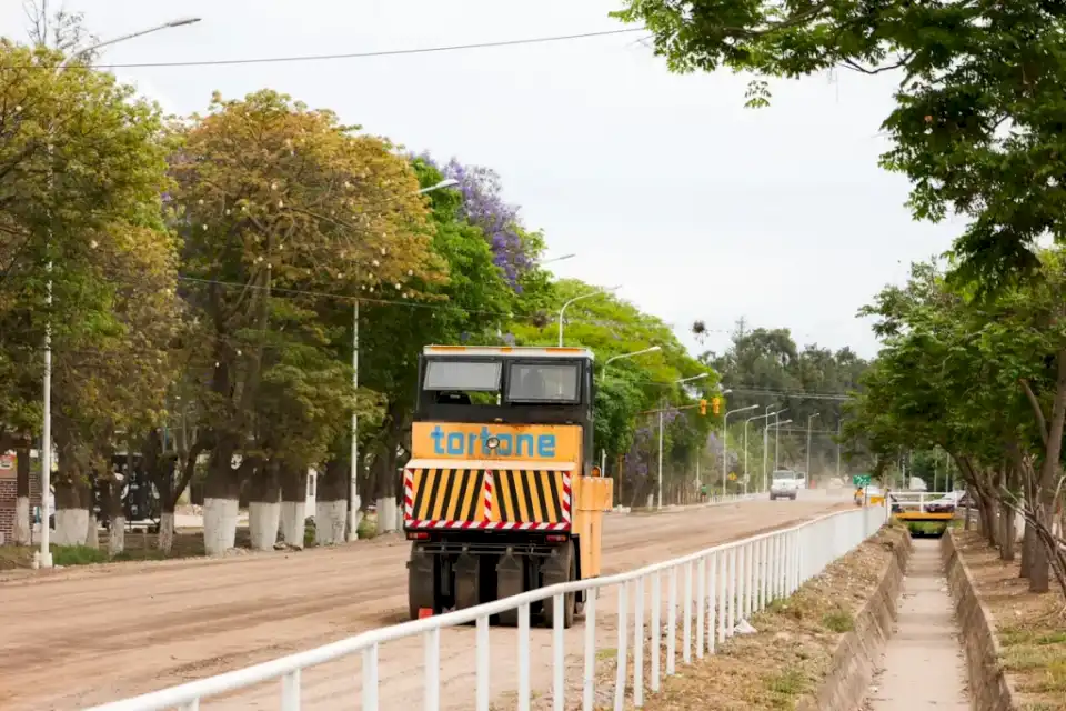 intendentes-de-los-valles-templados-remarcaron-la-importancia-de-la-repavimentacion-de-las-rutas-42-y-43