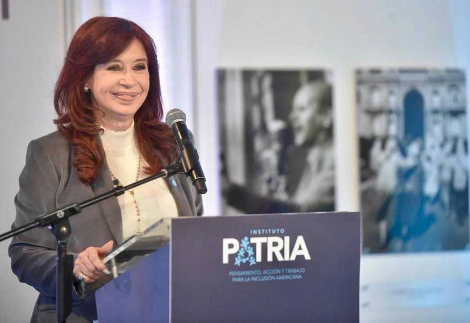 La reacción del peronismo contra los dichos de Milei sobre Cristina Kirchner