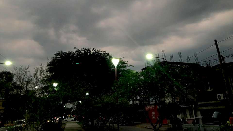 Después de un día caluroso, llegaron las lluvias a la Madre de Ciudades