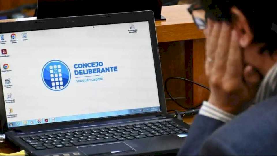 pidieron-derogar-una-ordenanza-que-permite-a-los-concejales-sesionar-de-manera-virtual