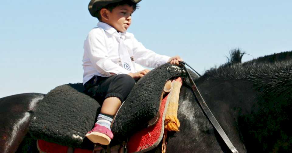 maximo-coria,-el-«caudillo»-de-3-anos-que-brillo-entre-los-medanos-de-caucete