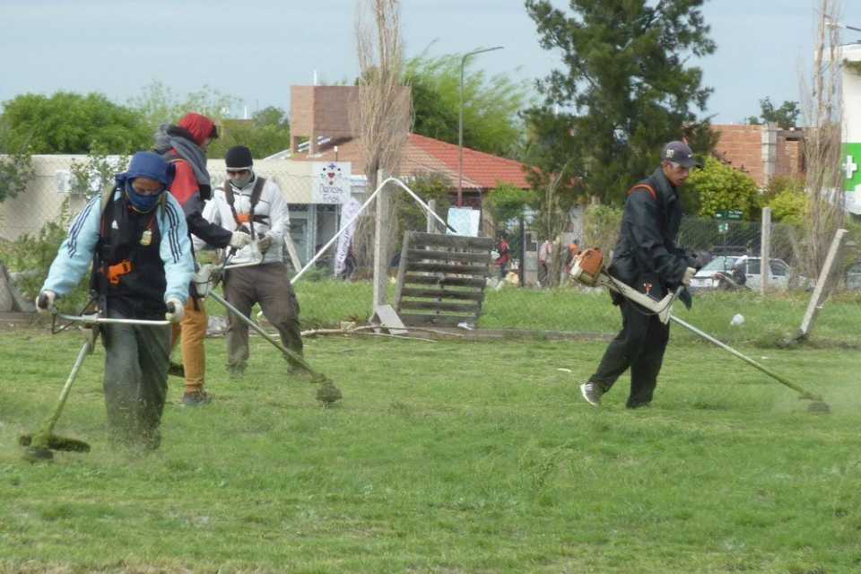 La Punta: comenzó en plan de desmalezado que se aplicará en toda la ciudad