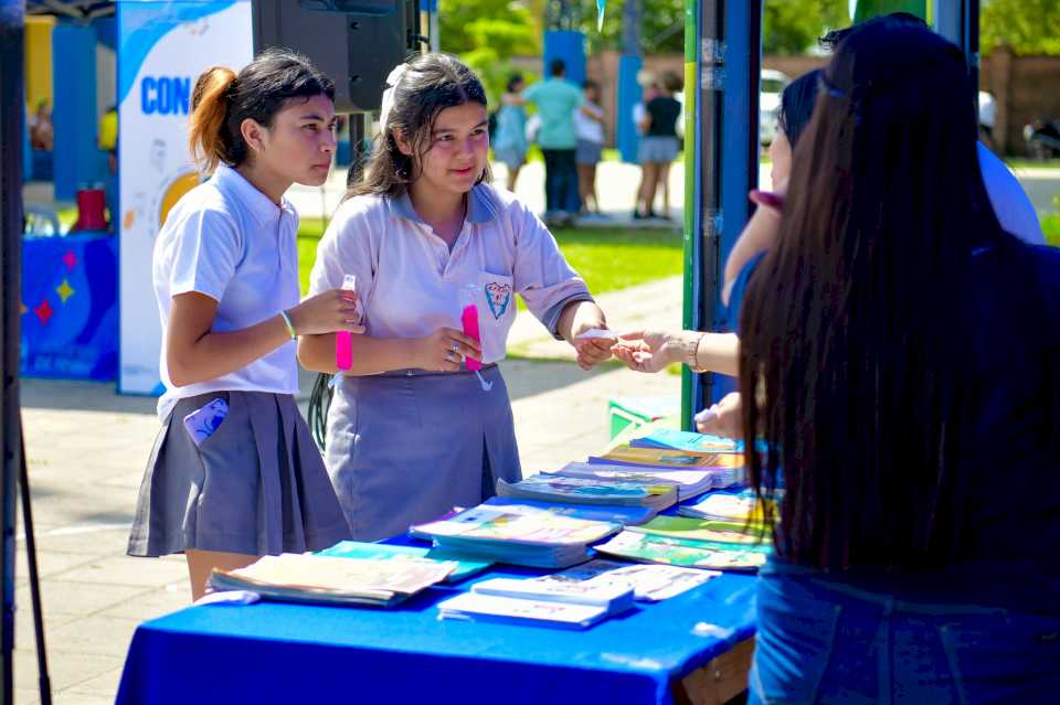 Educación Superior, UPLaB y el Instituto Politécnico brindaron información sobre las carreras que se dictarán en el 2025