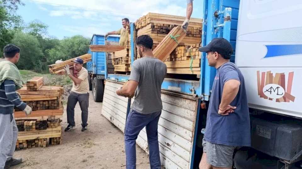 charbonier-recibio-ayuda-para-dejar-atras-el-horror-de-los-incendios