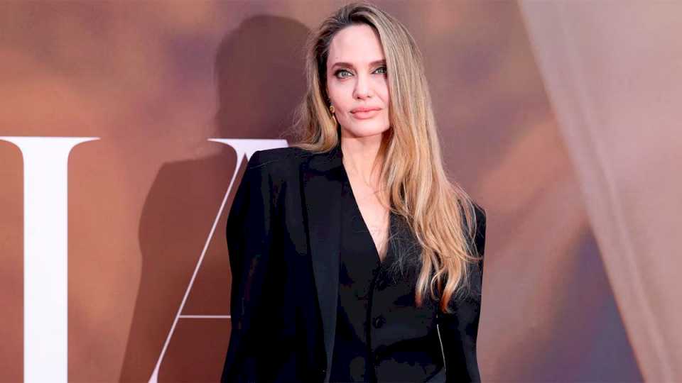 Angelina Jolie estaría viviendo un romance con un rapero 9 años menor