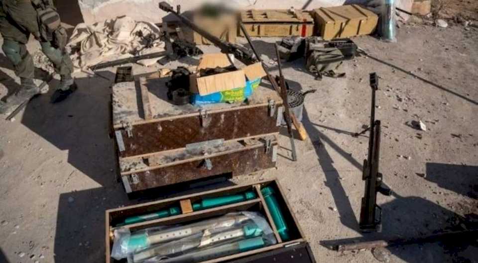 Las Fuerzas de Israel encontraron un arsenal de Hezbola escondido en Líbano