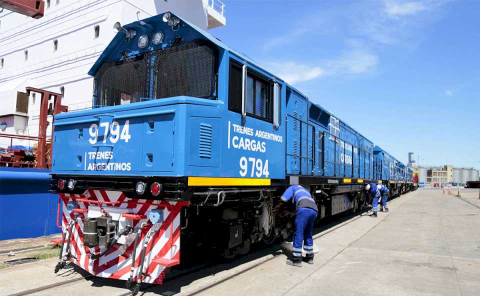 El Gobierno anunció la privatización del Ferrocarril Belgrano Cargas