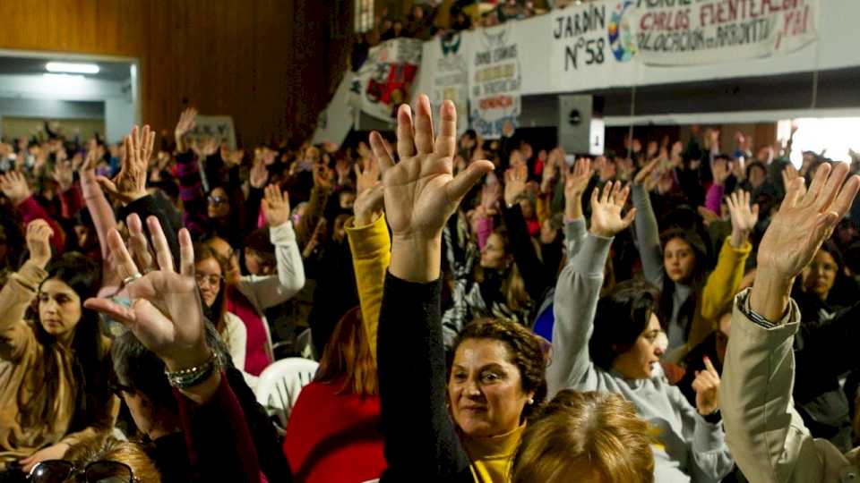 ATEN se prepara para debatir en las asambleas la nueva propuesta salarial docente 2025