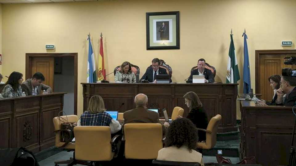 el-gobierno-local-de-lucena-exhibe-logros-en-la-«modernizacion»-de-la-ciudad