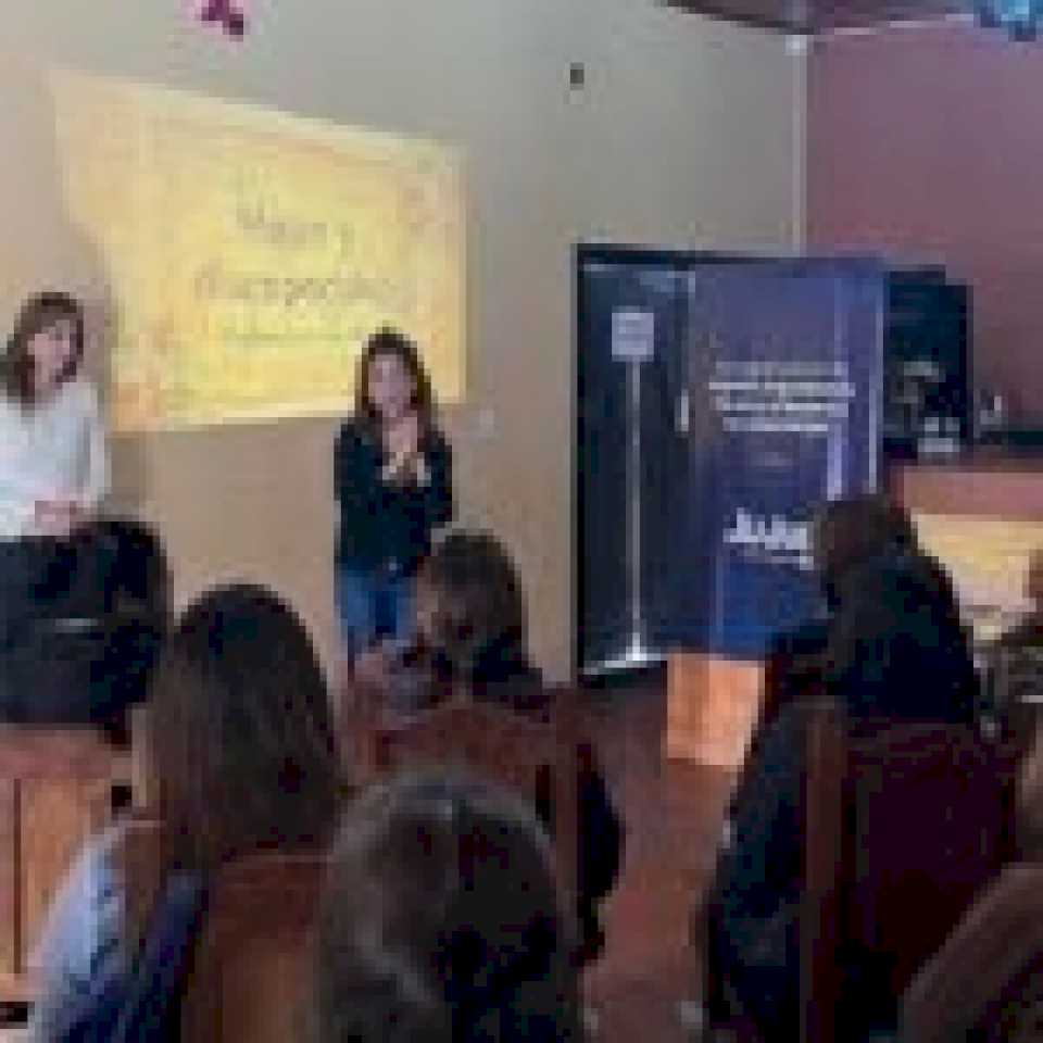 El Consejo Provincial de Mujeres dictó el taller “Mujer y Discapacidad” en Tumbaya