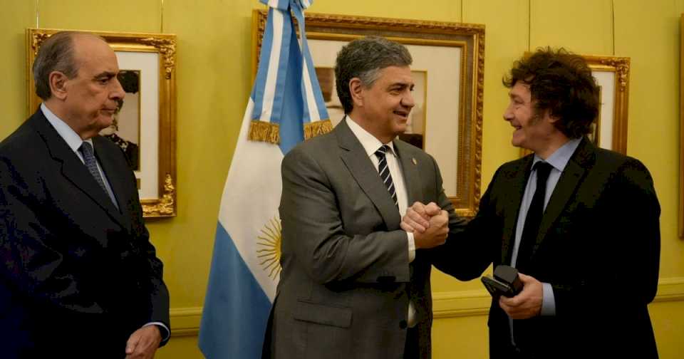 con-el-presupuesto-y-los-dnu-en-la-mira:-javier-milei-se-reune-con-los-tres-gobernadores-del-pro-y-otros-dos-ex-jxc