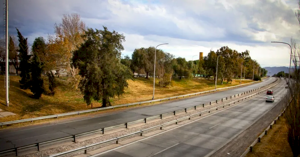 Orrego hará otra megaobra en la Circunvalación, en medio del traspaso de la avenida desde Vialidad Nacional a la Provincia