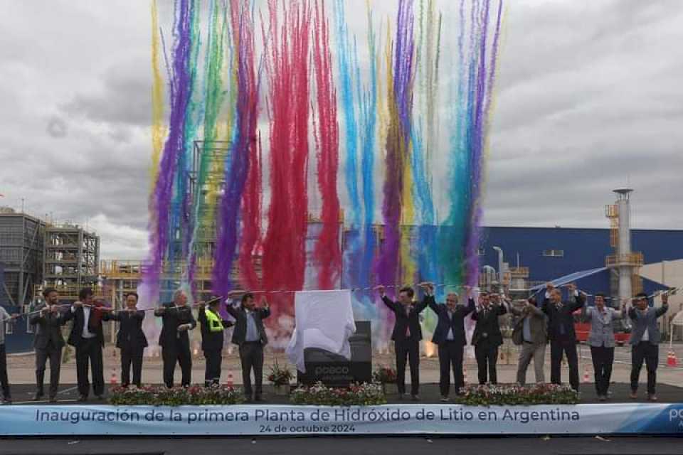 el-gobernador-sadir-participo-de-la-inauguracion-de-la-primera-planta-de-hidrogeno-de-litio