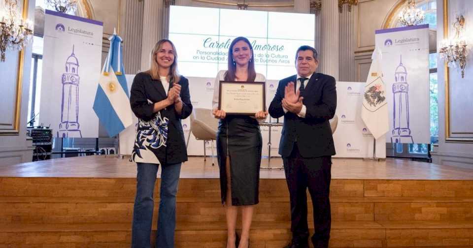 la-periodista-carolina-amoroso-fue-declarada-personalidad-destacada-de-la-cultura-por-la-legislatura-portena