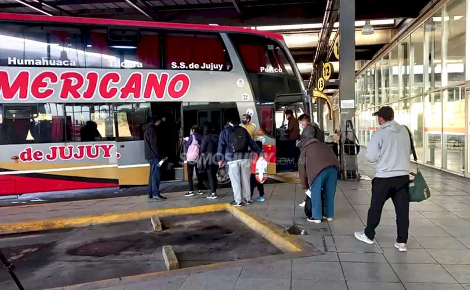 desde-el-1o-de-noviembre-aumenta-un-4%-la-tarifa-del-transporte-de-media-distancia en jujuy