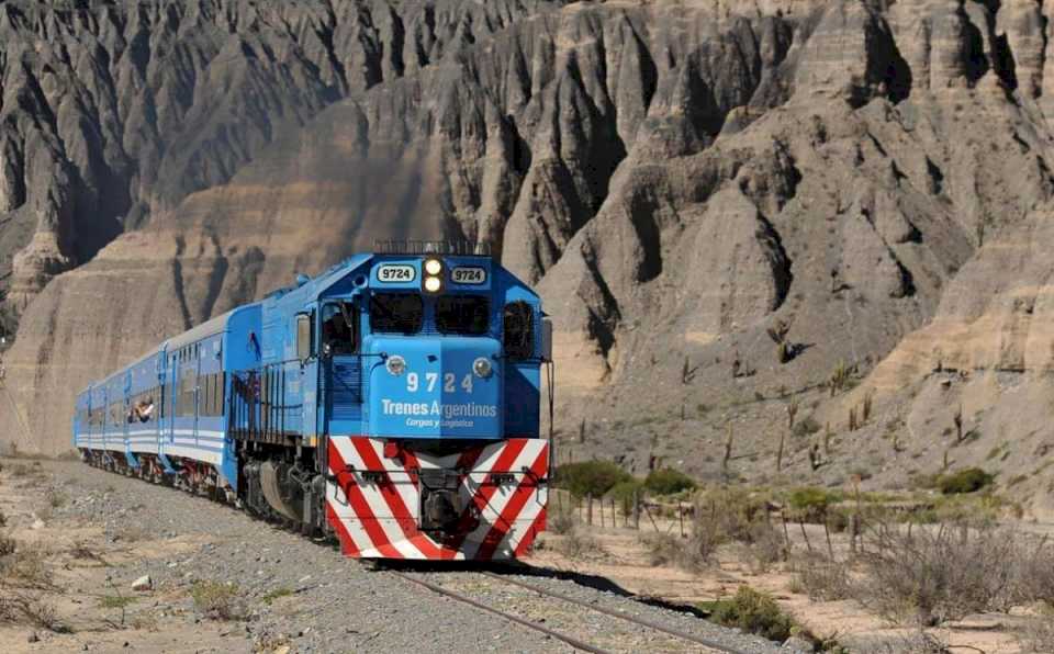 Cómo es el plan para que el tren vuelva a cruzar la Cordillera de Los Andes tras más de cuatro décadas