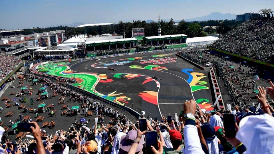 franco-colapinto-ante-un-nuevo-gran-premio-en-la-formula-1:-como-es-el-circuito-hermanos-rodriguez-de-mexico