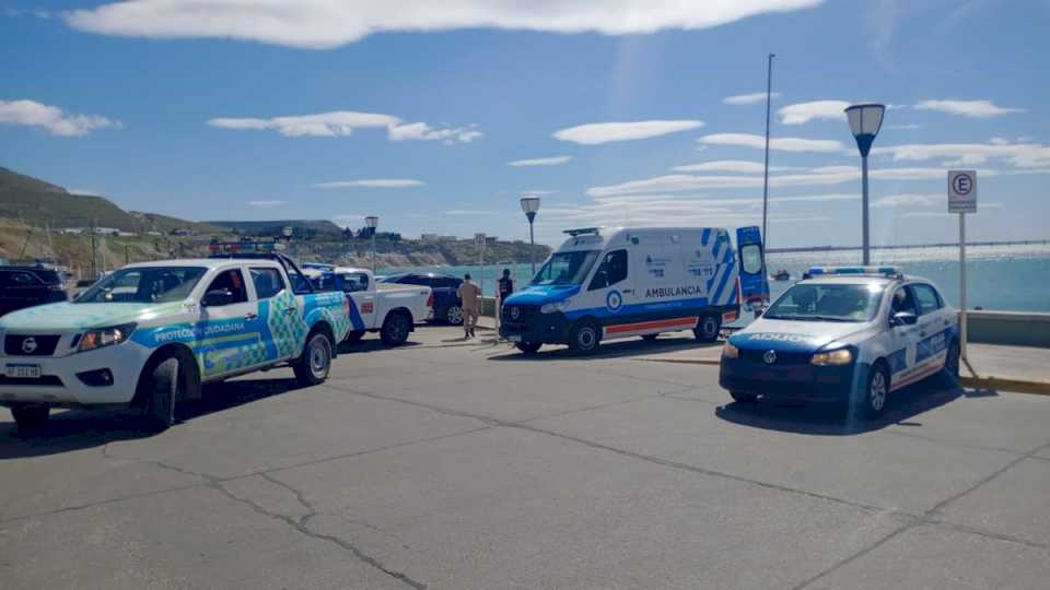 Un joven cayó desde el acantilado en la zona del Chalet Huergo