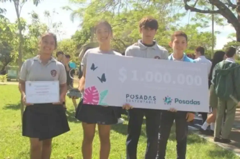 premian-a-colegios-de-posadas-por-su-compromiso-con-el-reciclaje