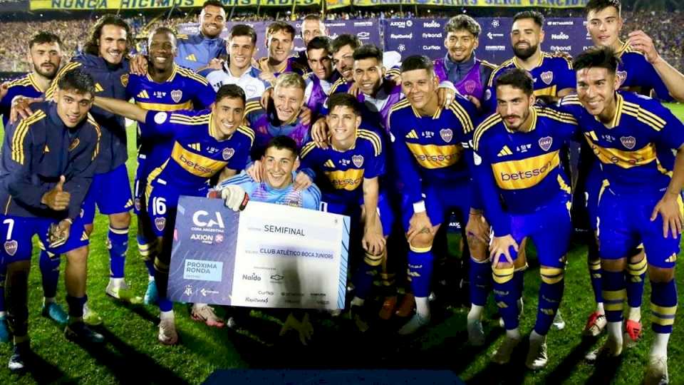 Brey atajó cuatro penales y Boca a las semis de la Copa Argentina