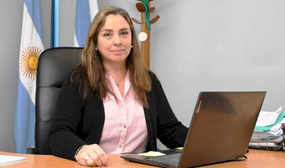 Labourié en Consejo Federal de Mujeres: “No habrá recursos ni siquiera para la urgencia”