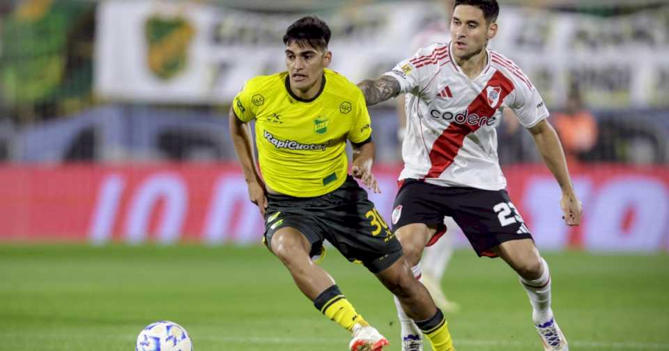 River no la pasa bien y empata con Defensa y Justicia por la Liga Profesional