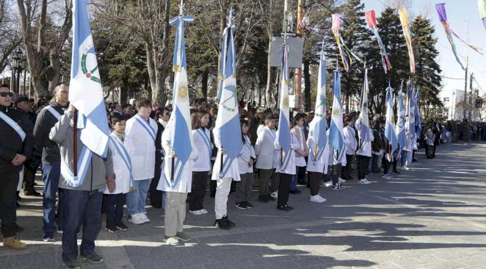 Amplio respaldo docente a la propuesta del gobierno neuquino