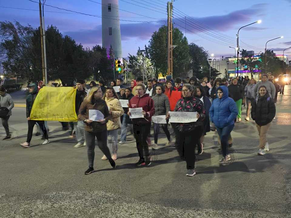 pico-truncado-se-unio-en-la-busqueda-de-nayelly