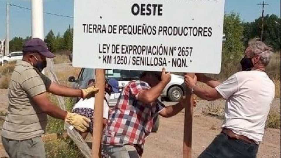 Vecinos de Plottier denunciaron la paralización de una obra de gas que esperan hace años