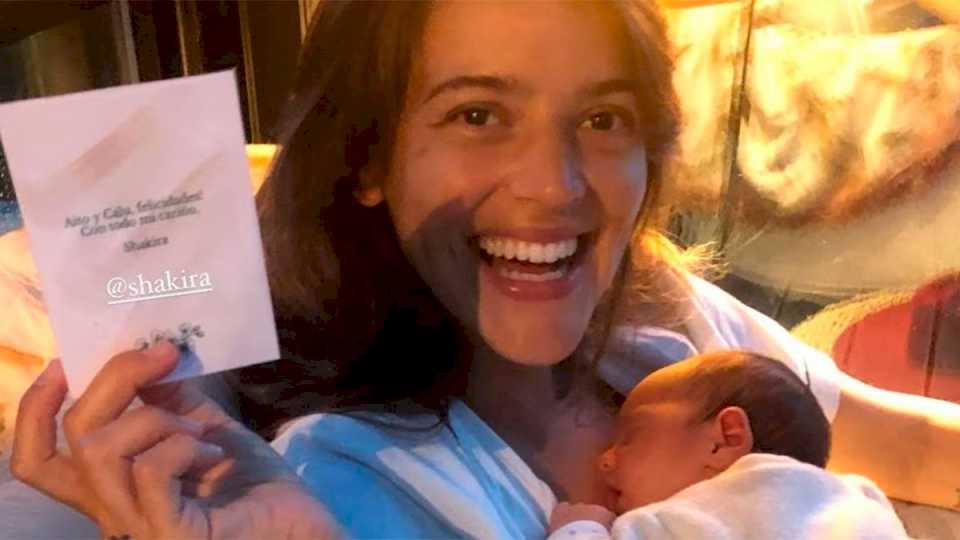 Shakira sorprendió a Calu Rivero con un regalo especial tras el nacimiento de su hija con Aíto de la Rúa: «Con todo mi cariño»