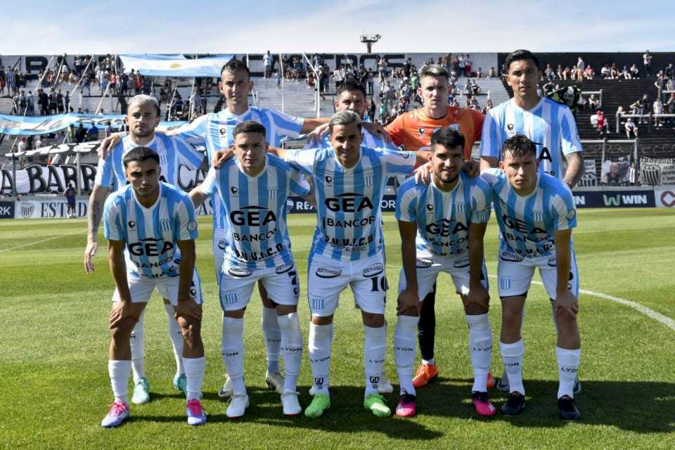 los-partidos-de-este-domingo-por-la-ultima-fecha-en-la-zona-a:-horario-y-transmision