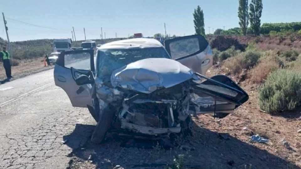 Dos personas heridas en un triple choque en la ruta 7 cerca de Tratayén