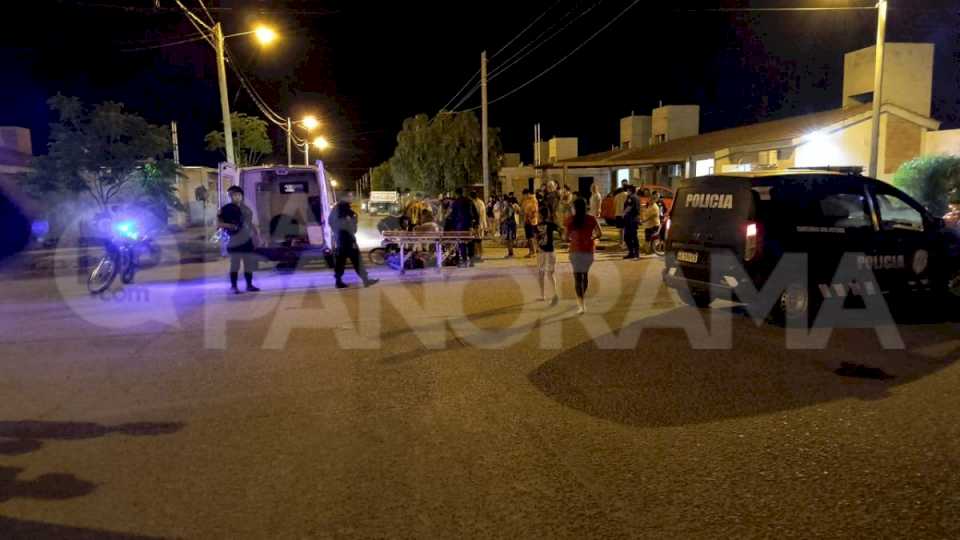 dos-mujeres-resultaron-con-graves-heridas-al-chocar-con-un-auto