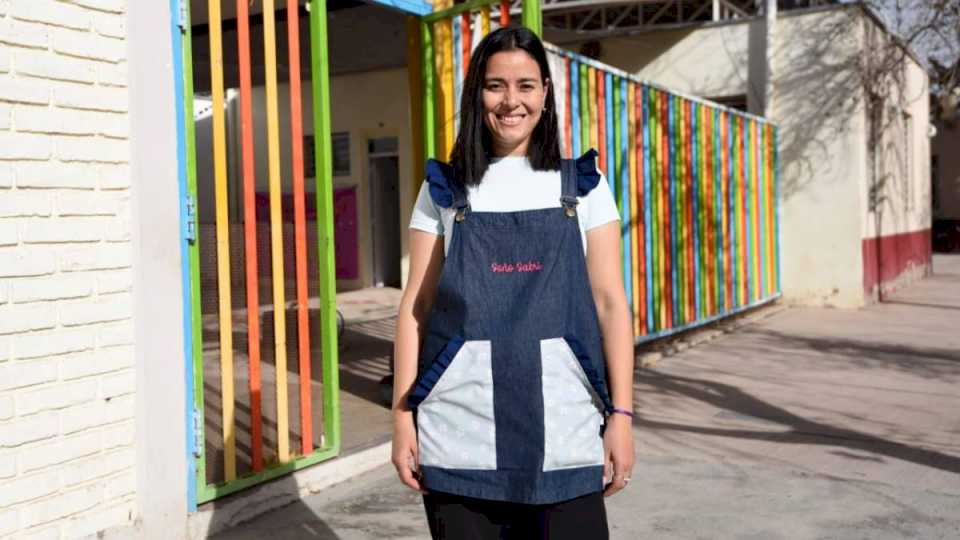 Sabrina Agüero, la maestra de pueblo que es tendencia por sus enseñanzas en Instagram