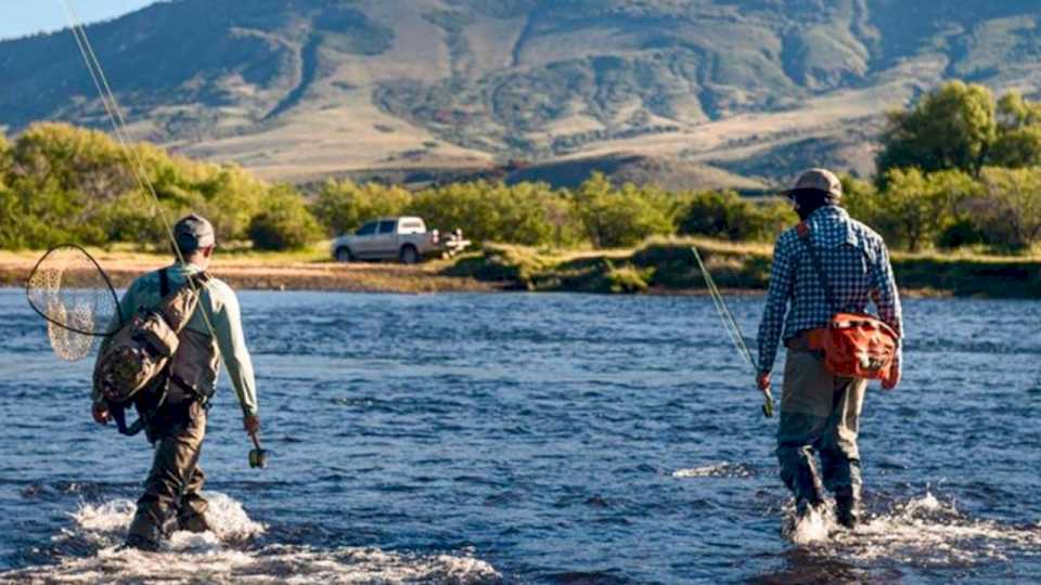 Neuquén se prepara para una nueva temporada de pesca deportiva