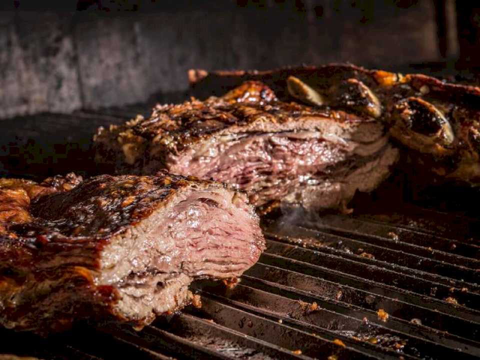 Adiós al asado: no para de caer el consumo de carne en medio de la pérdida de poder adquisitivo