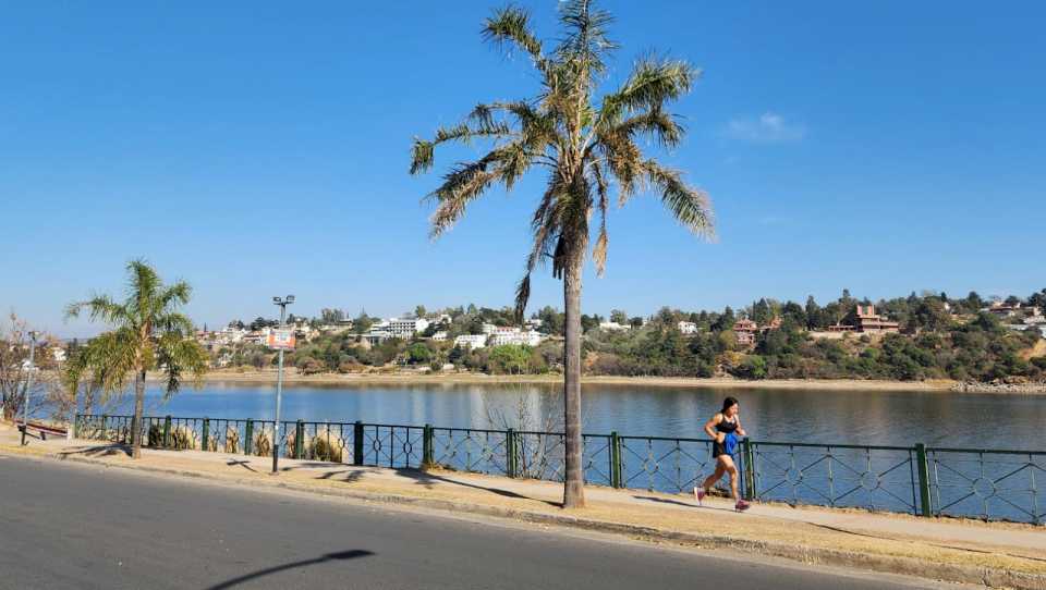 inicio-de-semana-a-pleno-sol-en-carlos-paz-y-la-zona