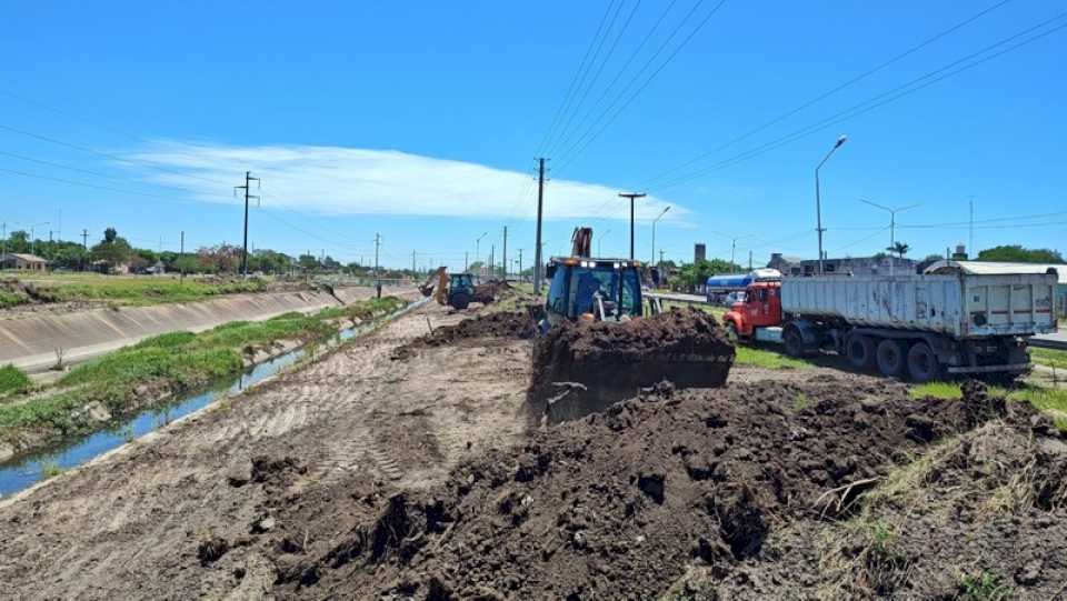 Trabajos de recuperación del Canal de Soberanía y el parquizado de la zona