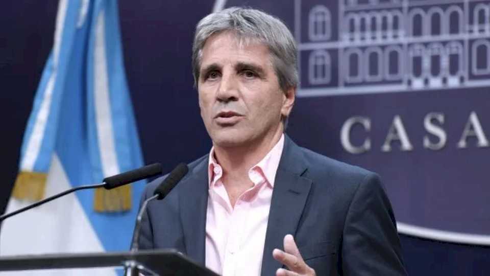 caputo-destaco-la-estabilidad-financiera-argentina-a-pesar-del-contexto-internacional