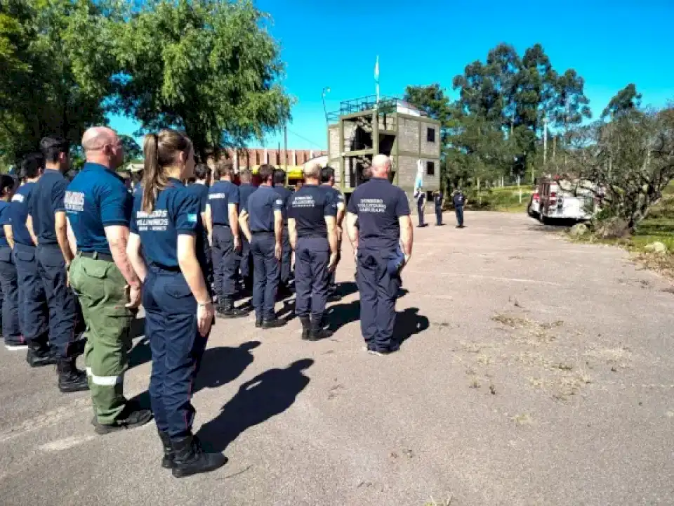 Los bomberos de San Vicente inauguraron Centro de Entrenamiento y Simulaciones Prácticas