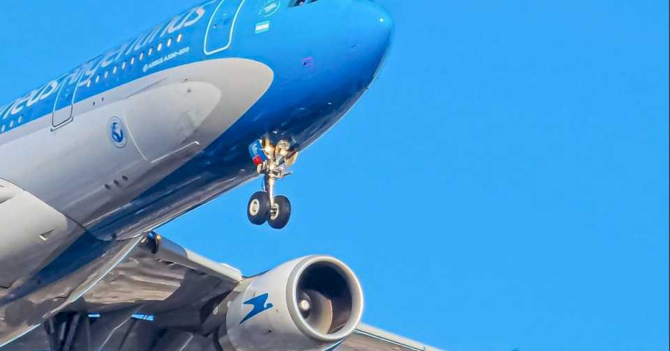 aerolineas-argentinas:-diputados-vuelve-a-discutir-la-privatizacion-en-pleno-conflicto-con-aeronauticos