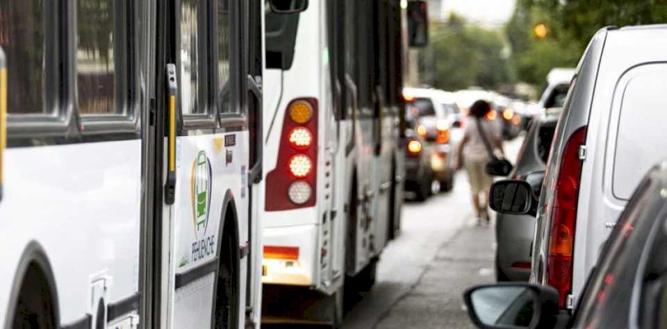 la-uta-anuncio-un-paro-de-colectivos-para-el-jueves