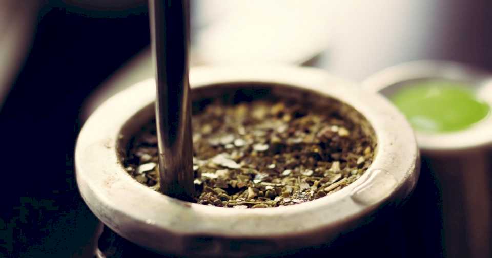 cayeron-casi-un-10%-las-ventas-de-yerba-mate:-este-ano-los-argentinos-consumieron-18-millones-de-kilos-menos