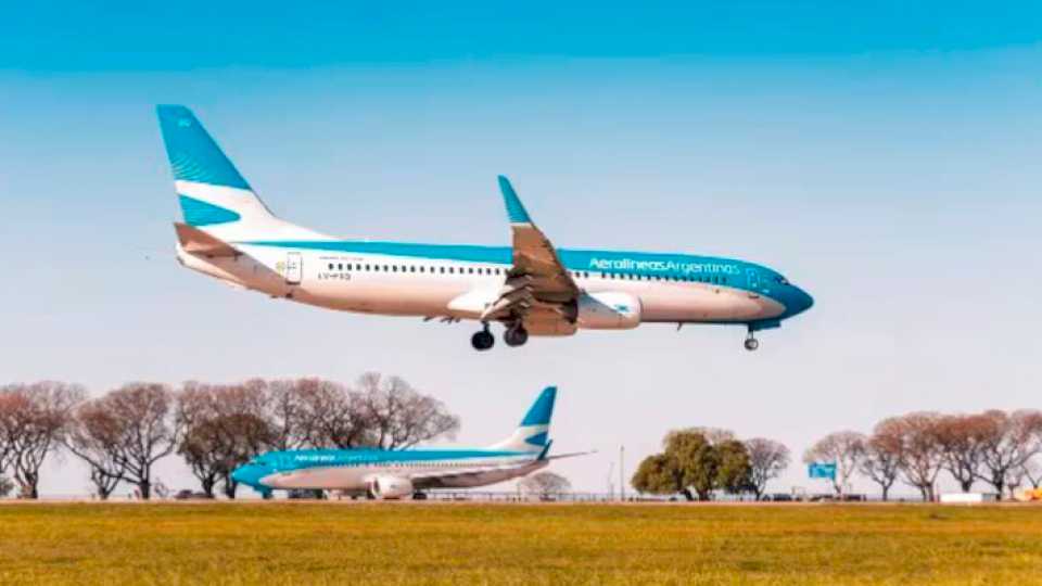 Diputados emitió dictamen a favor de la privatización de Aerolíneas Argentinas