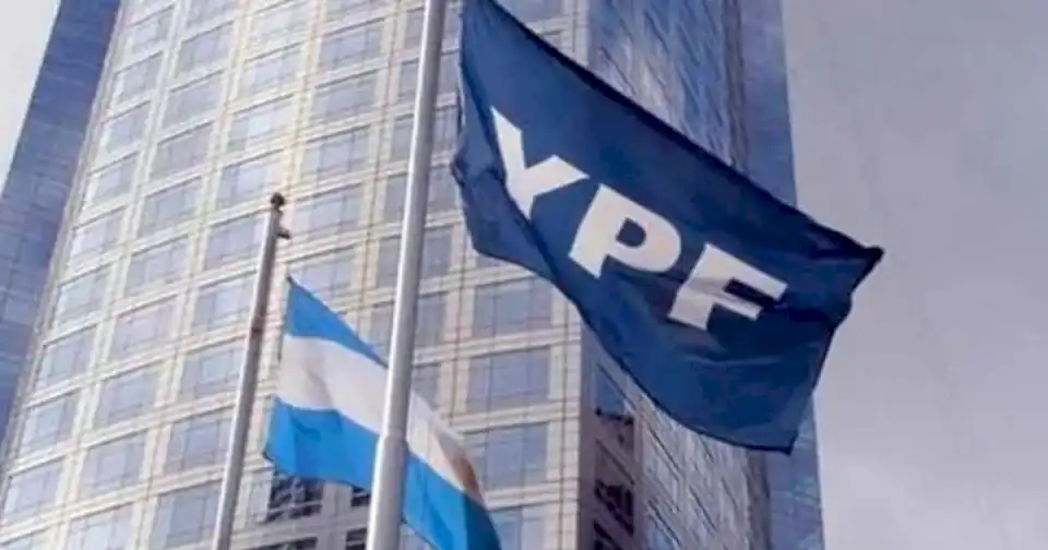 YPF anuncia la venta de su participación en MetroGAS para enfocarse en el petróleo