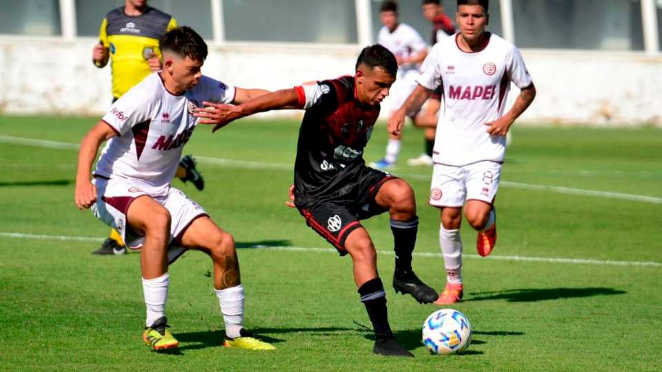 la-reserva-de-central-cordoba-cayo-ante-la-de-lanus-y-no-pudo-entrar-a-playoffs